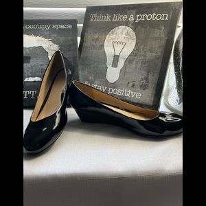 Womens Wedges size 11M